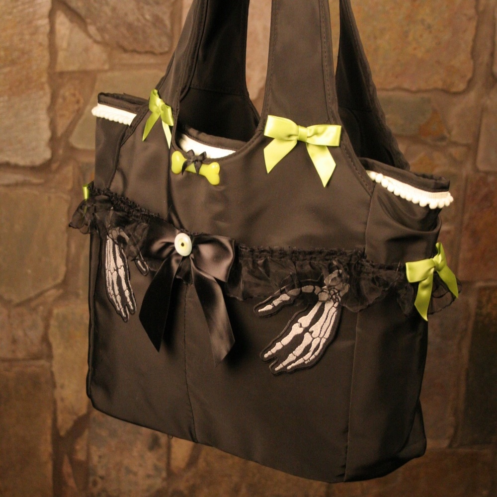 You're in Good Hands - Bag